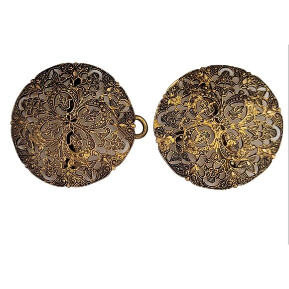 Gold Tone Vintage Filigree Round Victorian-Style Belt Buckle, M688